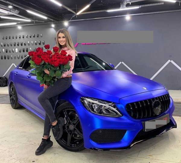 Ирина Пинчук купила дорогущий автомобиль